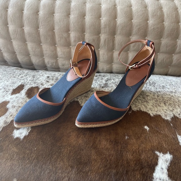 Size 8N Navy wedge - narrow - Picture 3 of 5